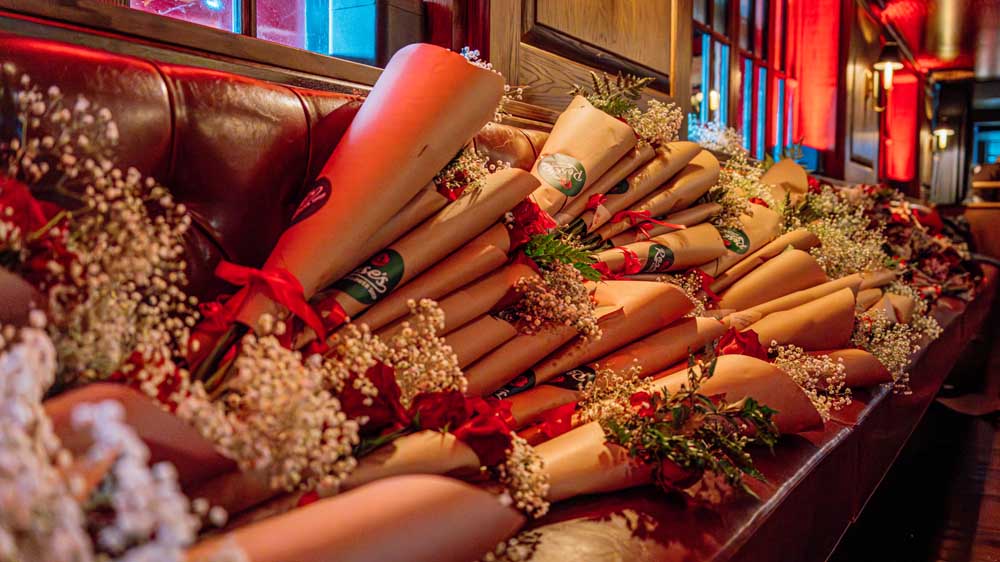 Rose's Flower Shop - Behind the scenes